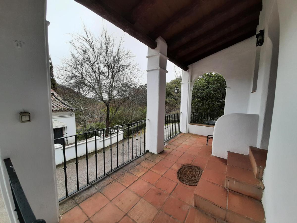 Finca Valbono Apartamentos Rurales Y Hotel Aracena Exterior foto